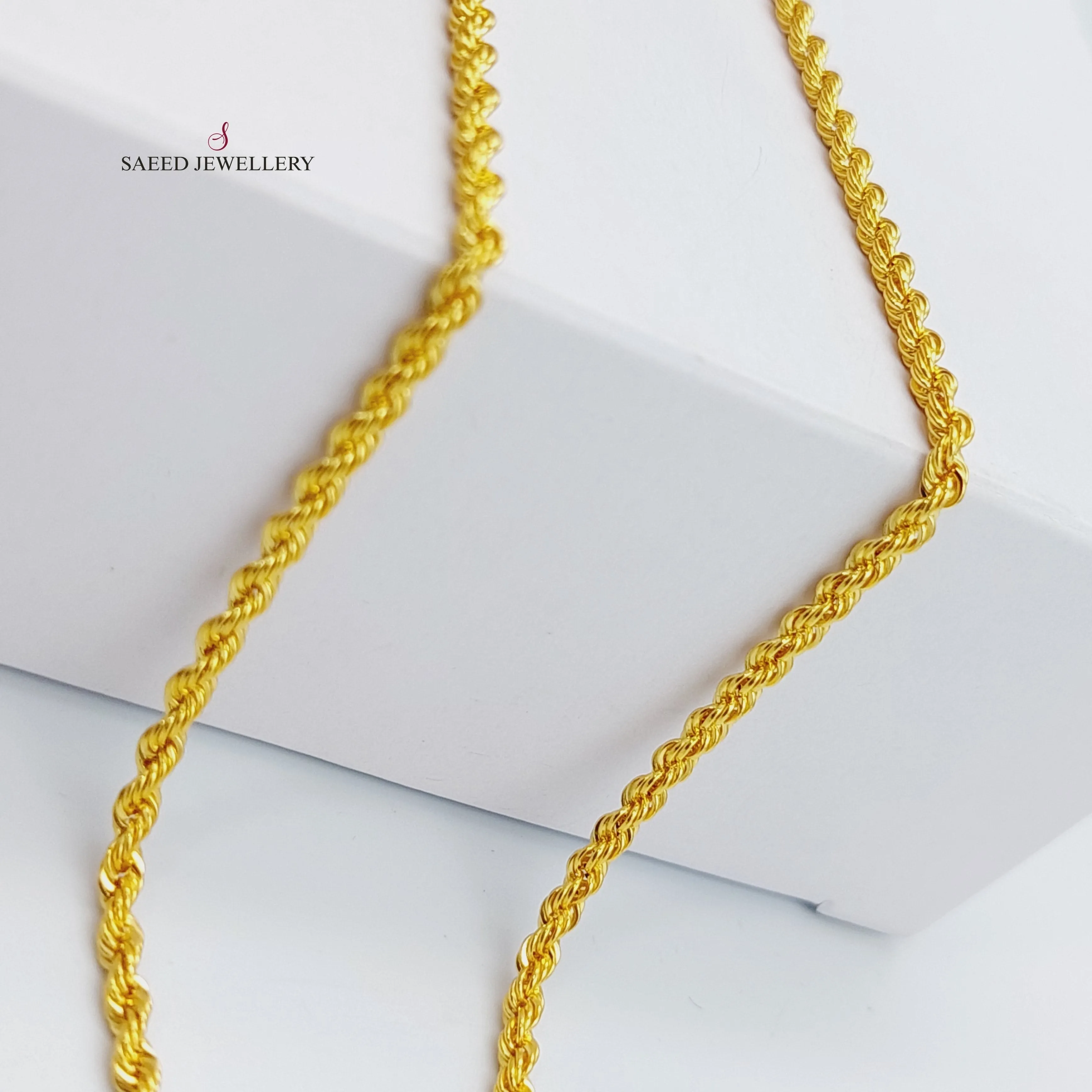 45cm   Medium Thickness Rope Chain