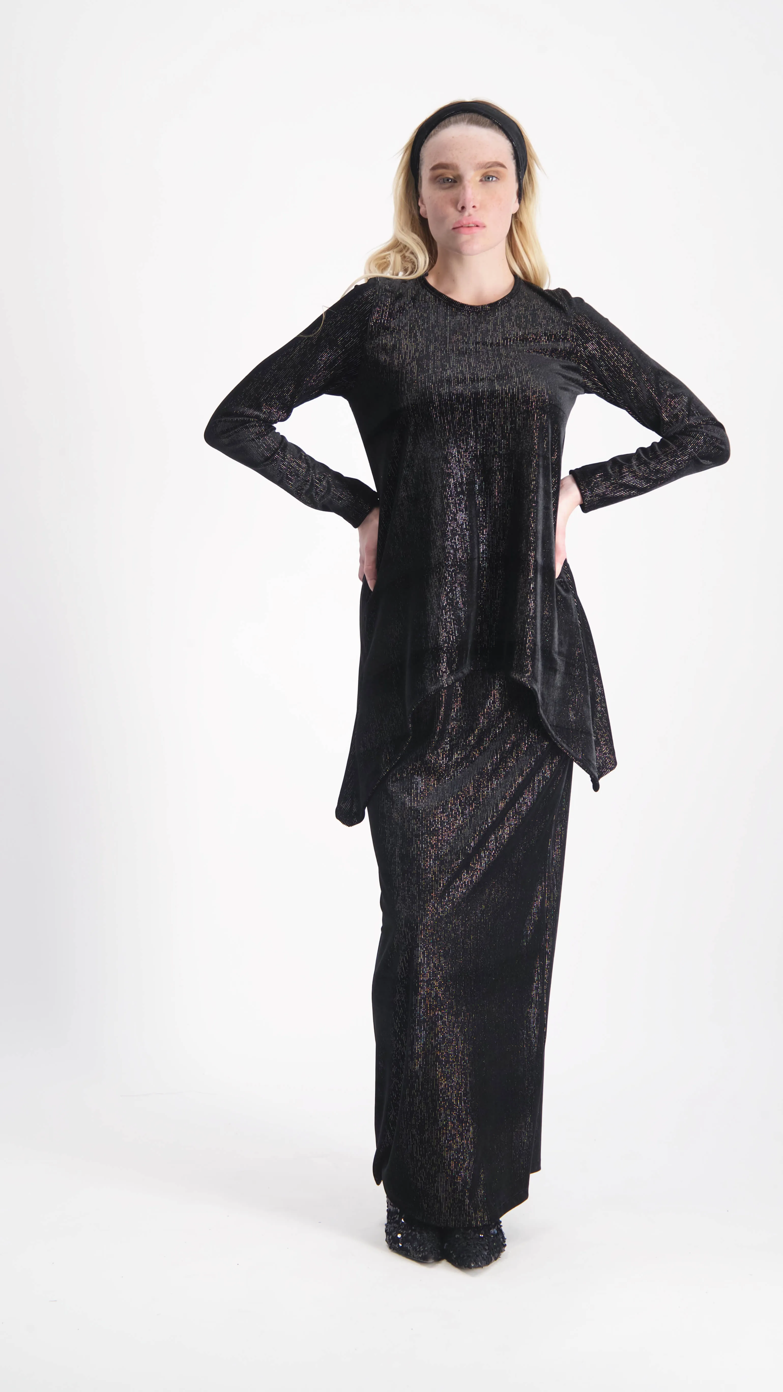 Asymmetric Ribbed Velvet Set / Black & Silver Line