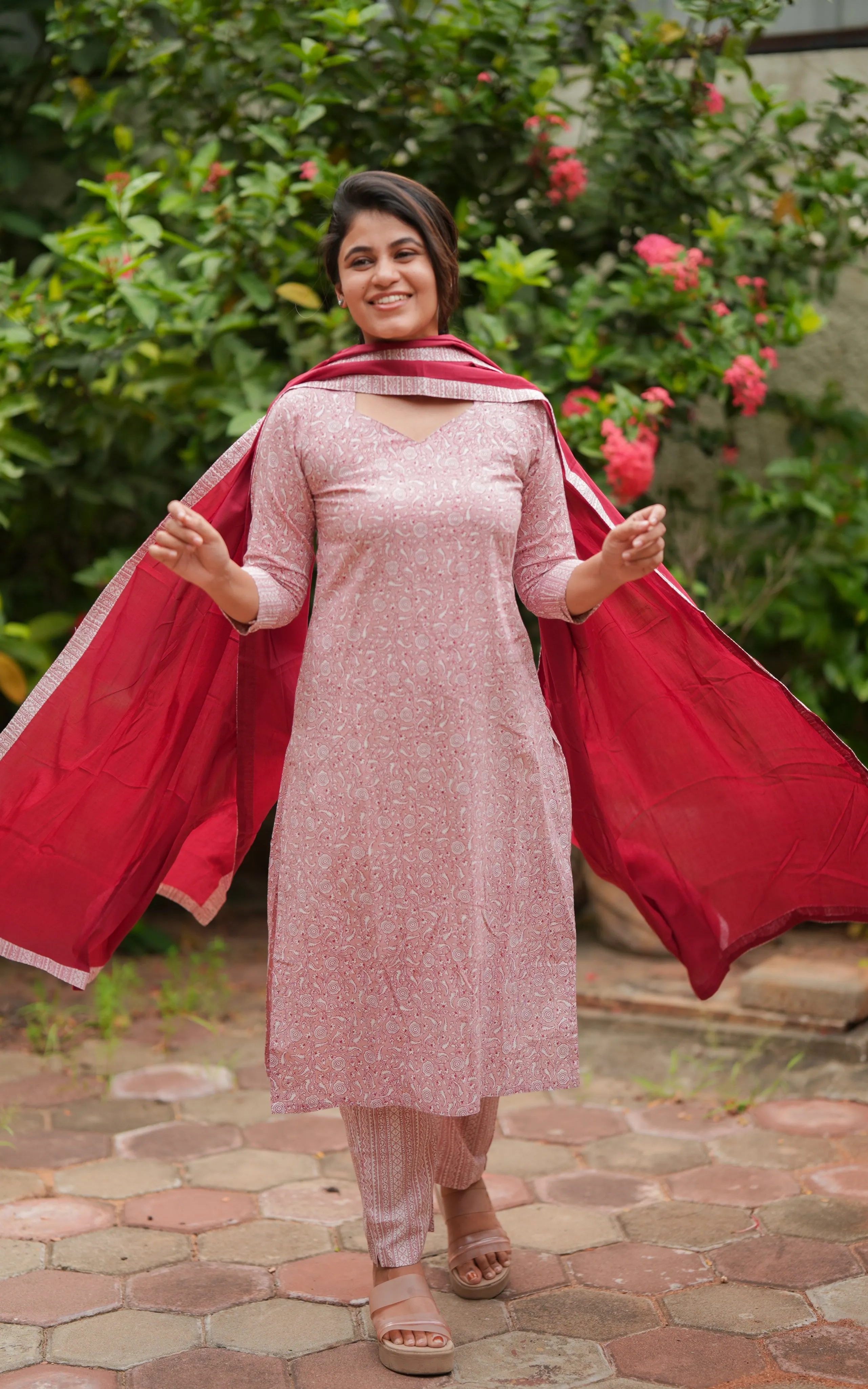 Bhuvi Peach (Kurti Pant Dupatta)