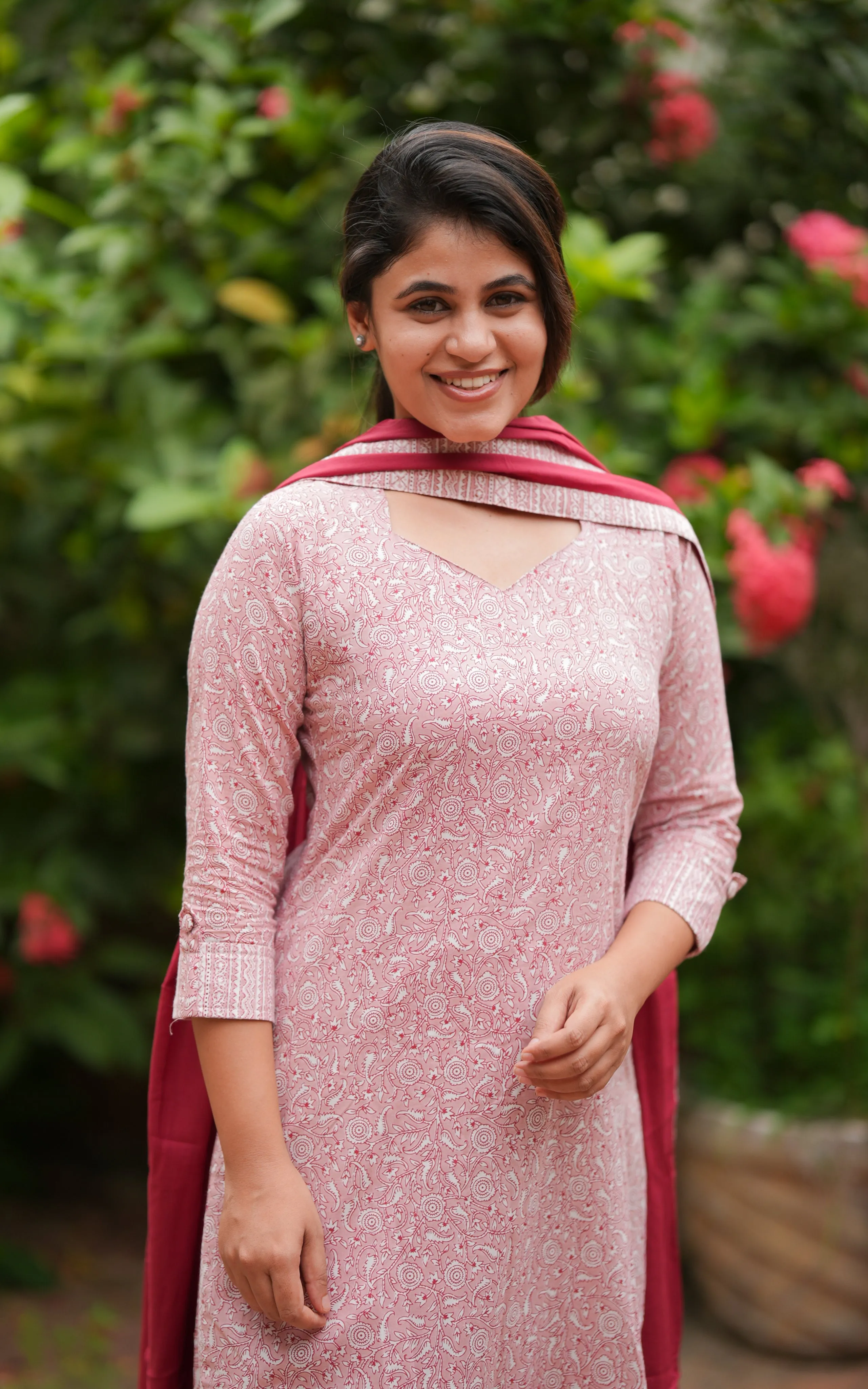 Bhuvi Peach (Kurti Pant Dupatta)