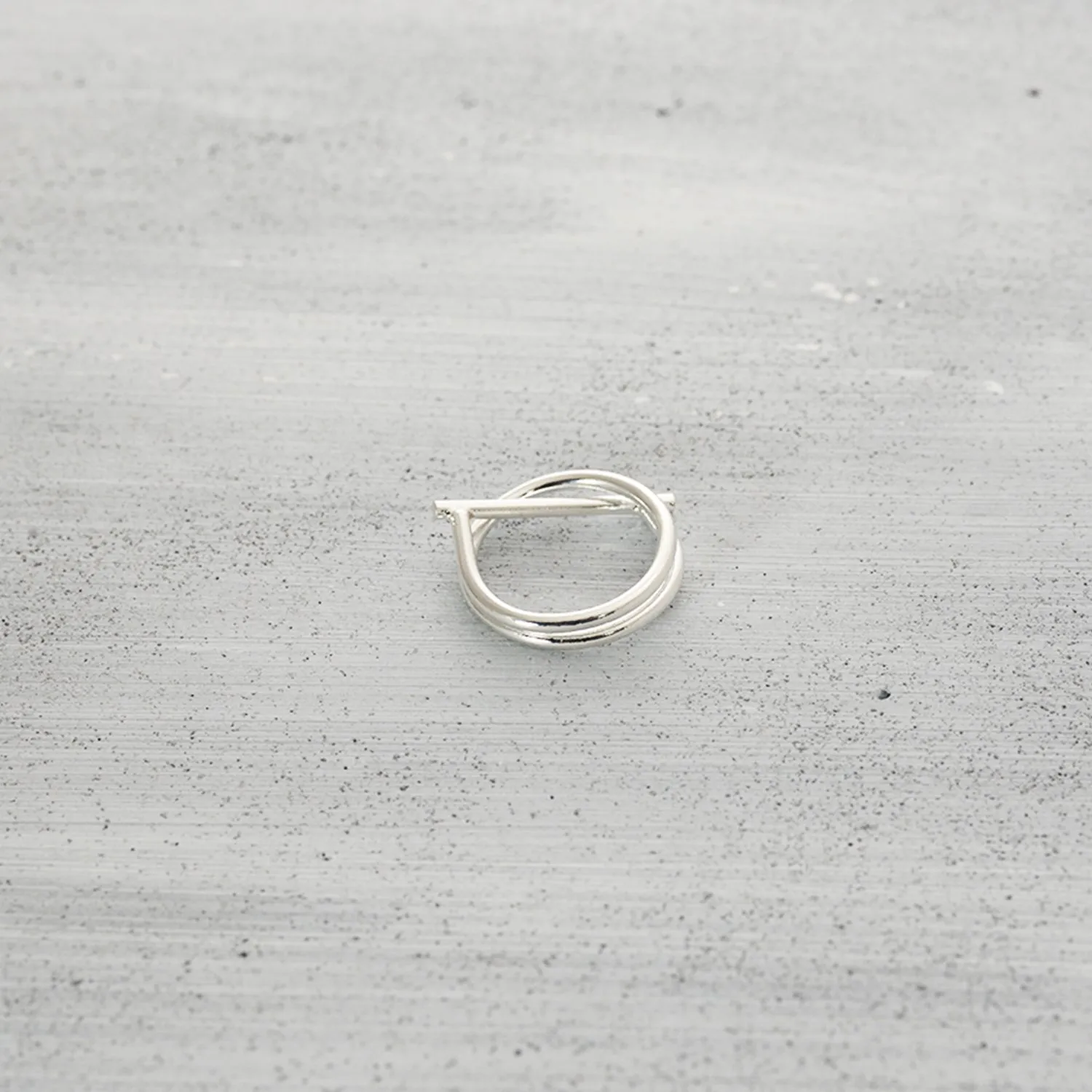 Crossing ball and line Ring - Silver