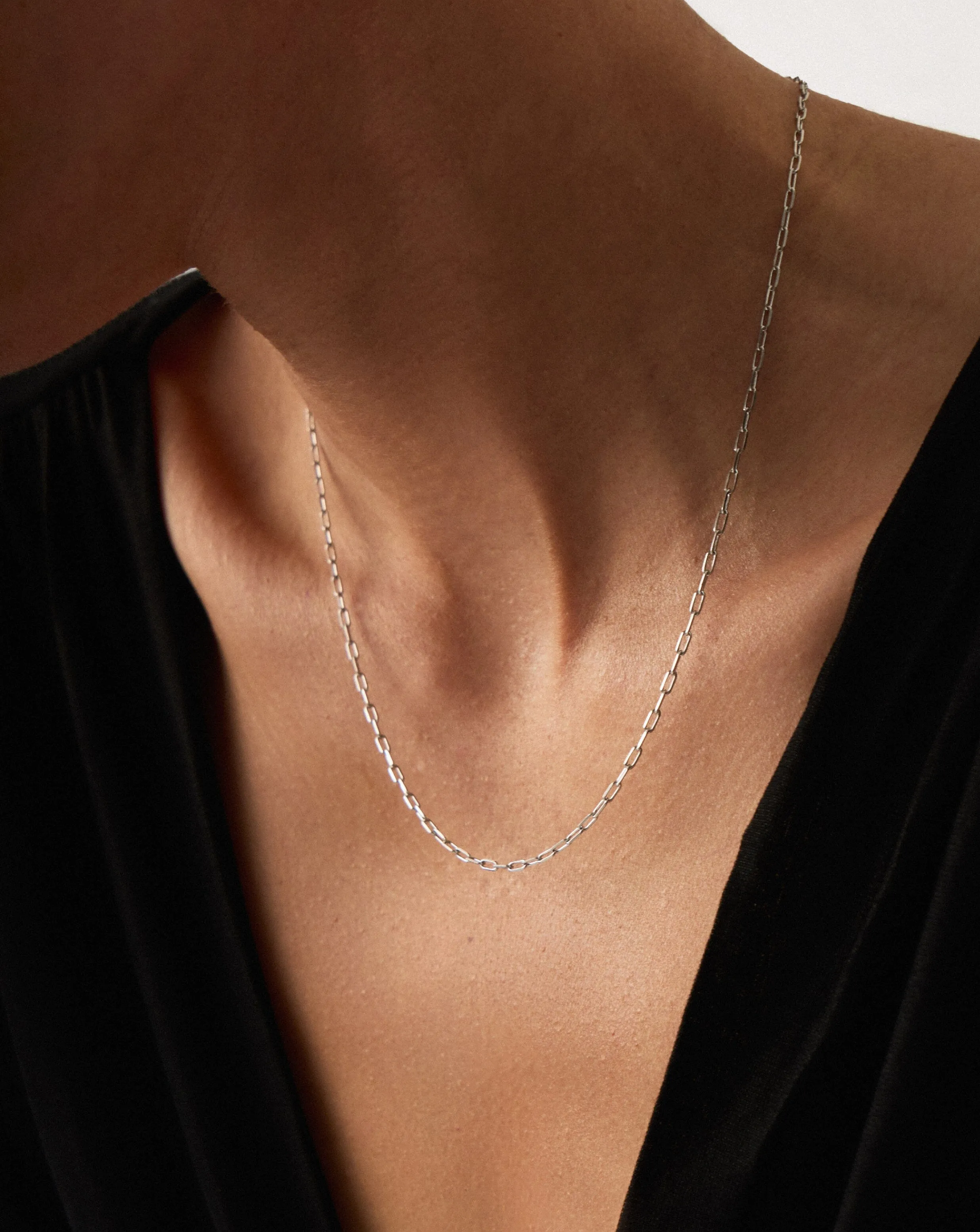 Fine Classic Paperclip Chain Necklace | 14ct Solid White Gold