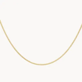 Fine Curb Chain Necklace in Gold