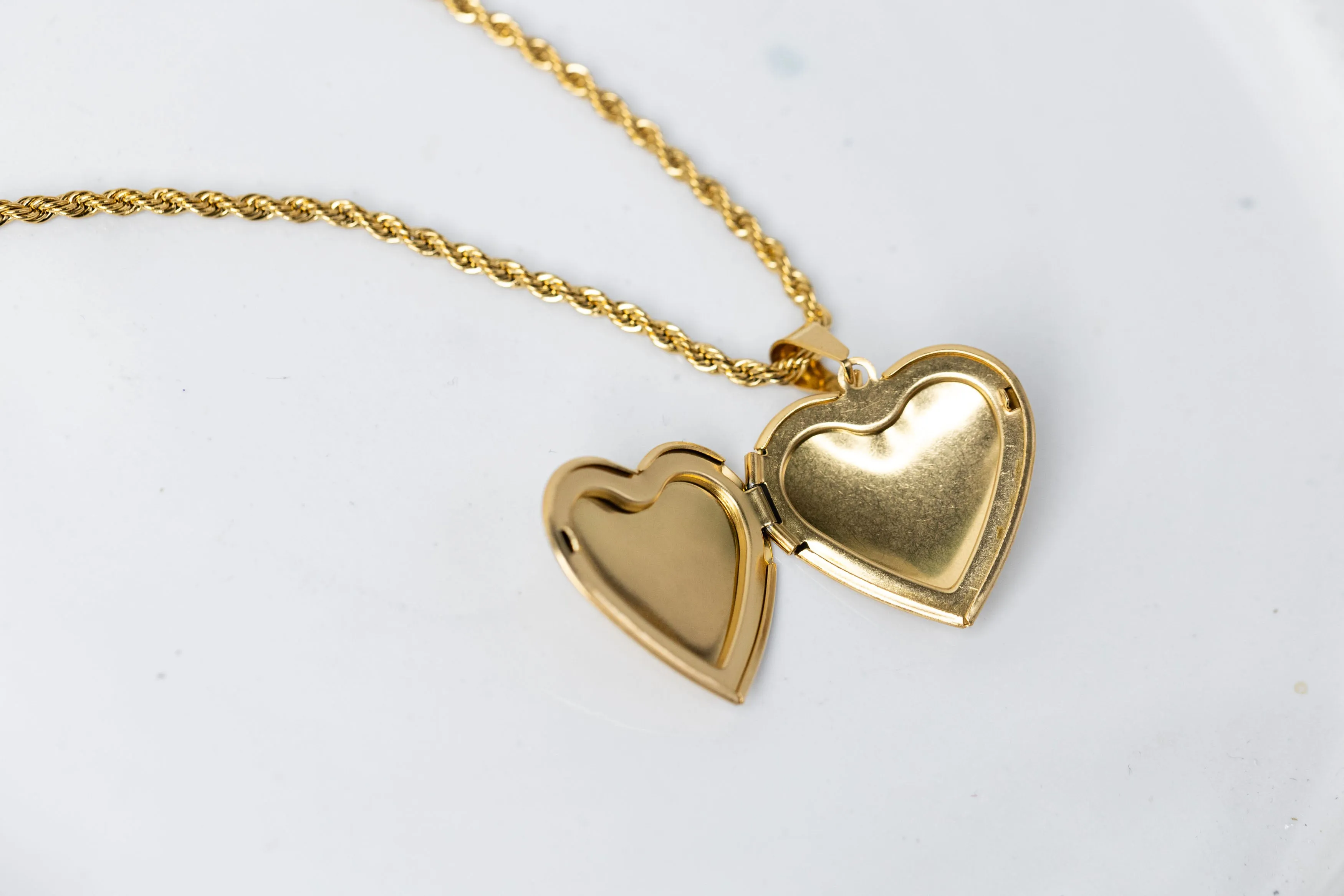 Gold heart locker necklace