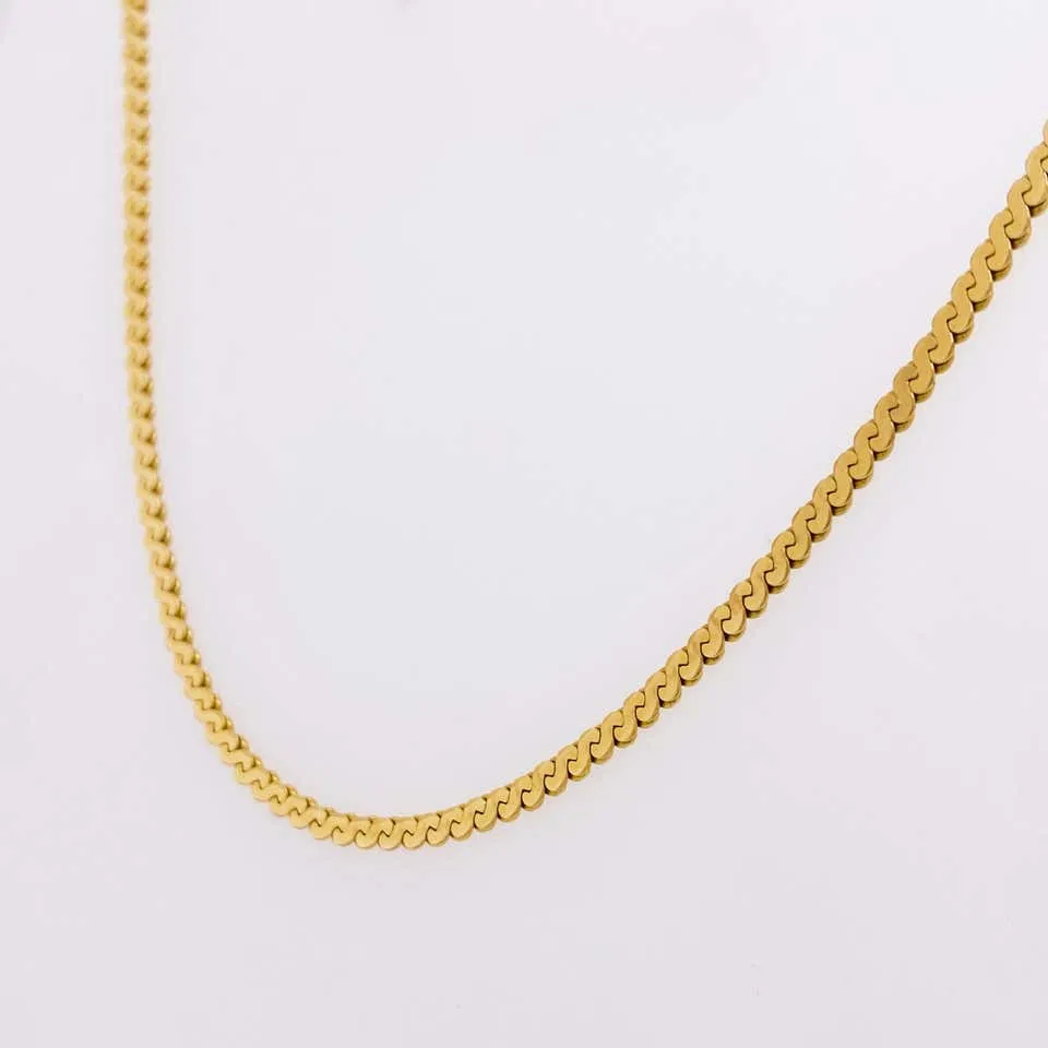 Gold Serpentine Chain in 14 Karat Yellow Gold, Flat Link Wide Chain