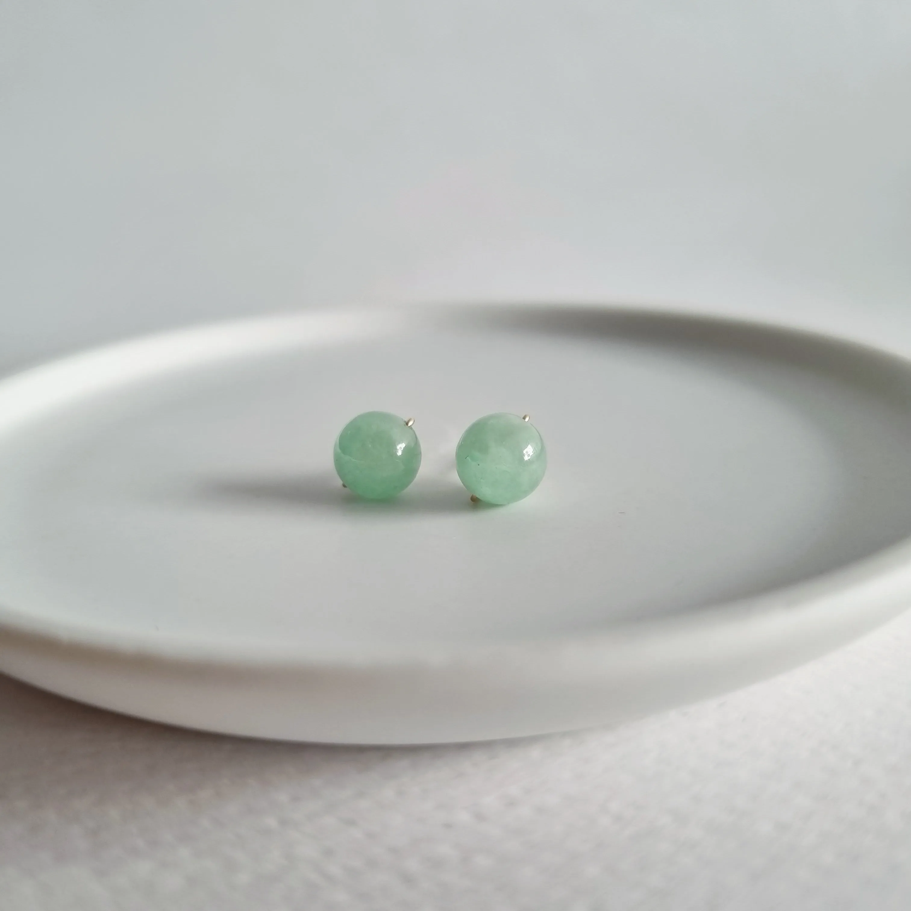 Green Jade Earstuds 8mm (Basic) 14k Gold-filled