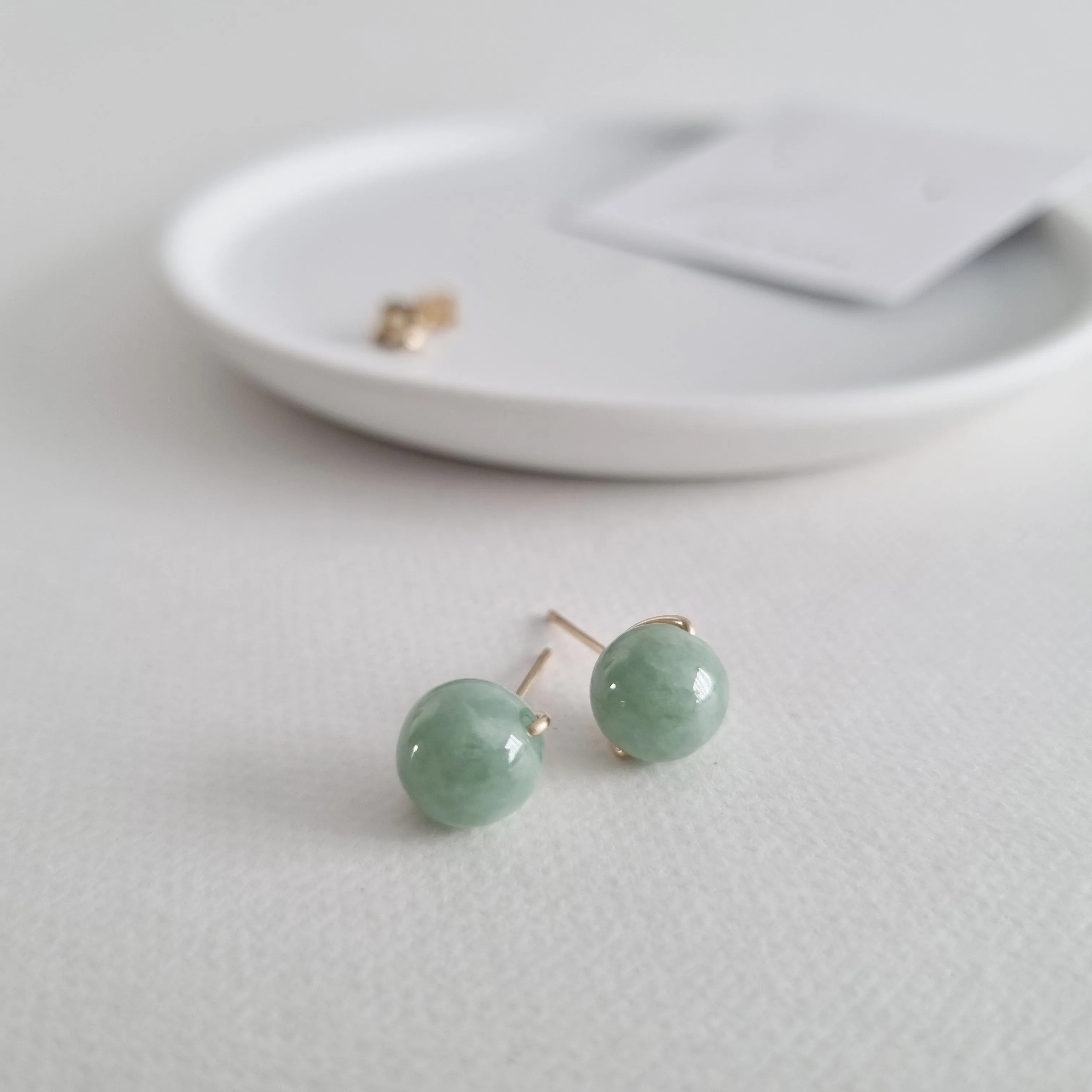 Green/White Jade Earstuds 8mm (Basic) / 14k Gold-filled