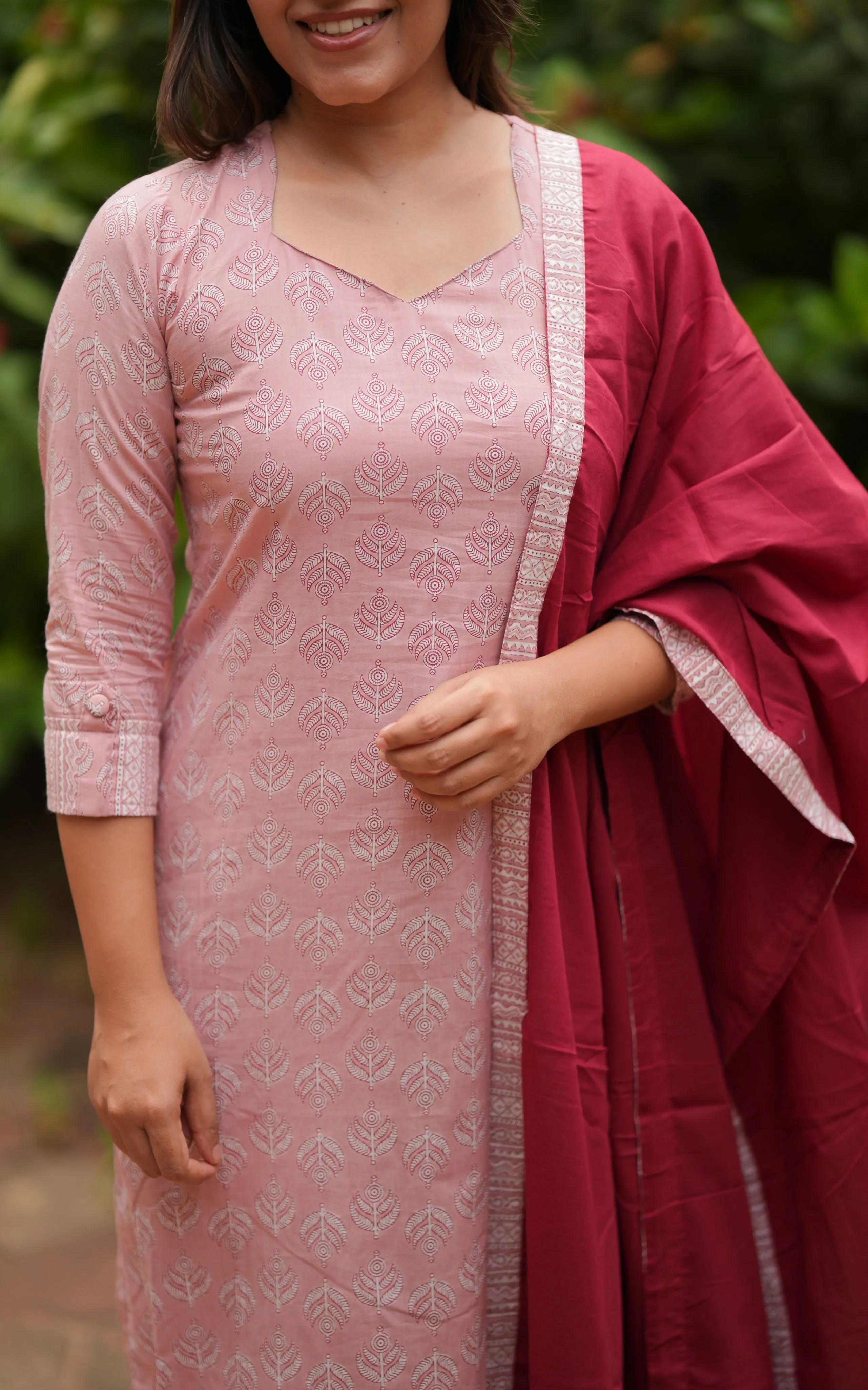 Malathy Peach (Kurti Pant Dupatta)