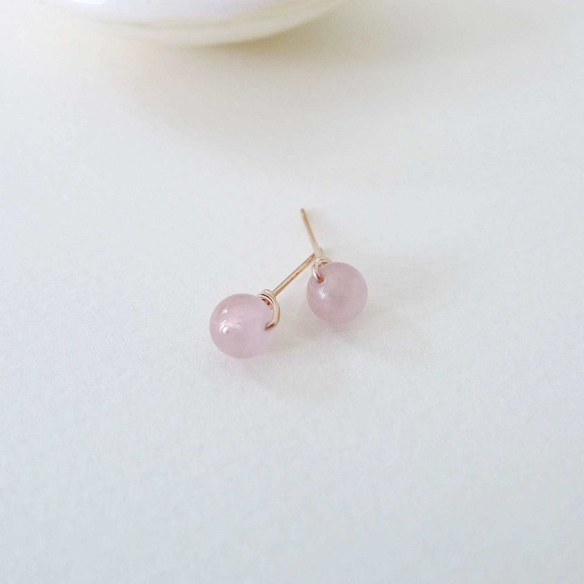 Rose Quartz Earstuds 6mm (Basic) / 14k Gold-filled