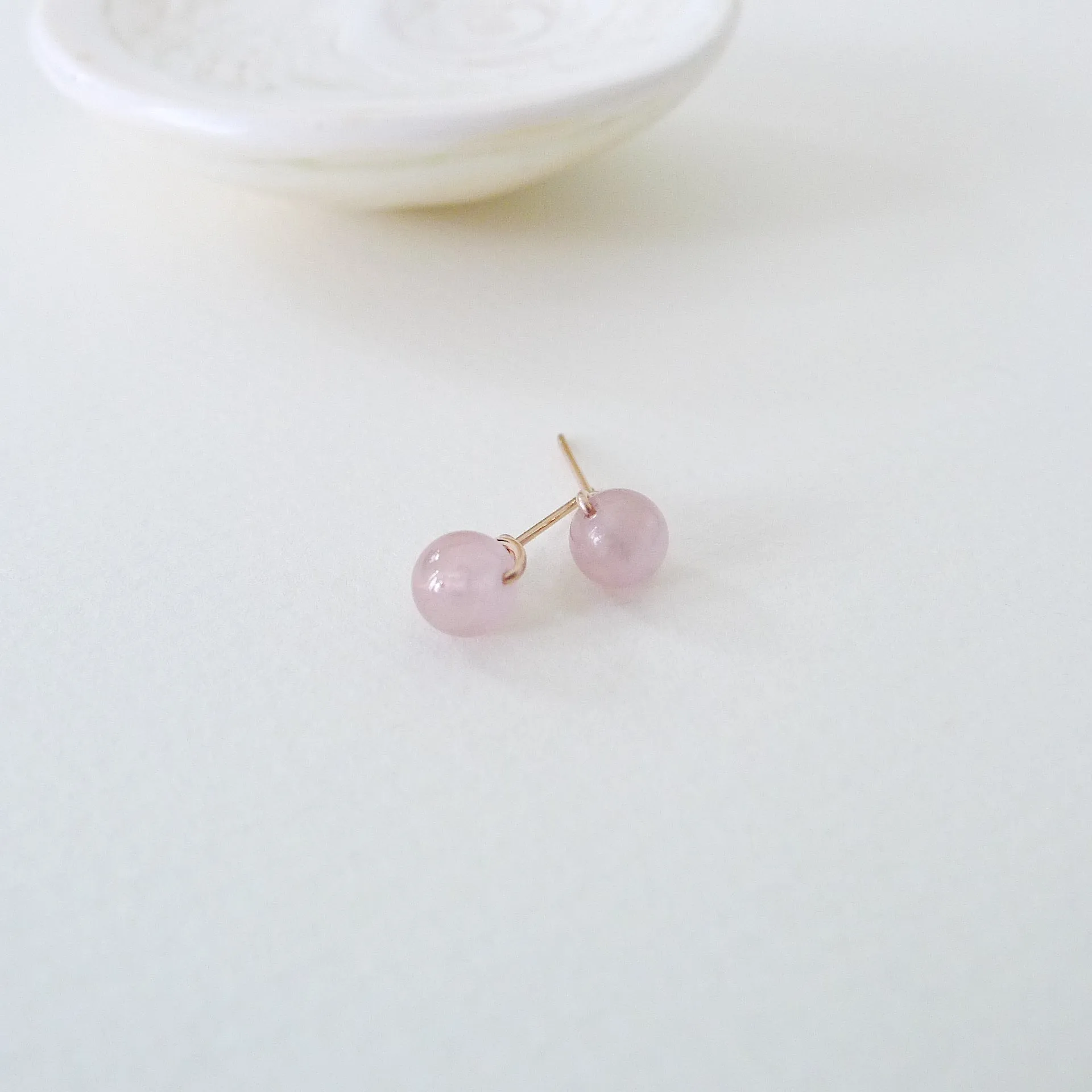 Rose Quartz Earstuds 6mm (Basic) / 14k Gold-filled