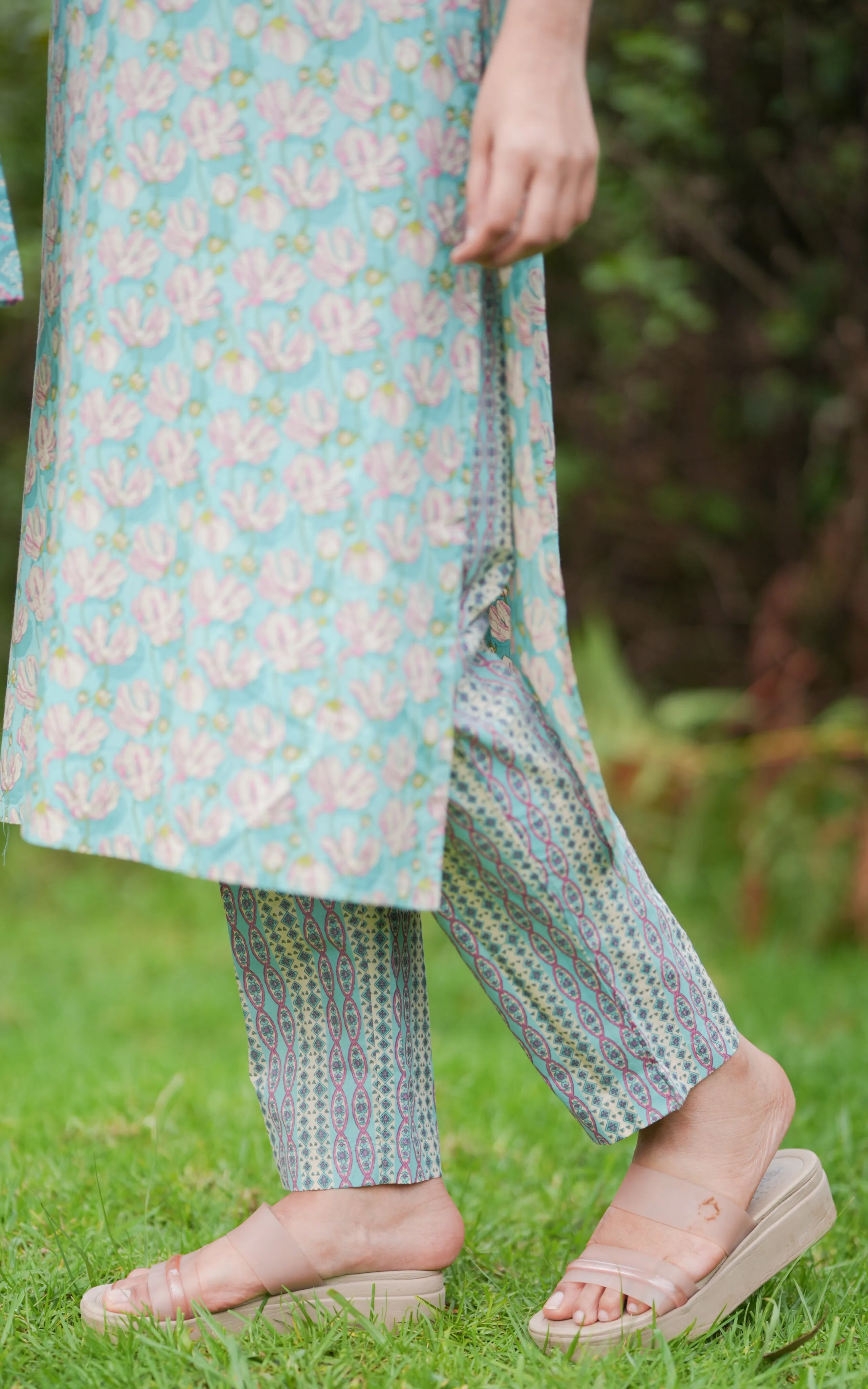 Thiya Aqua (Kurti Pant Dupatta)