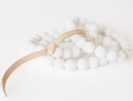 White Howlite Beaded Bracelet Set