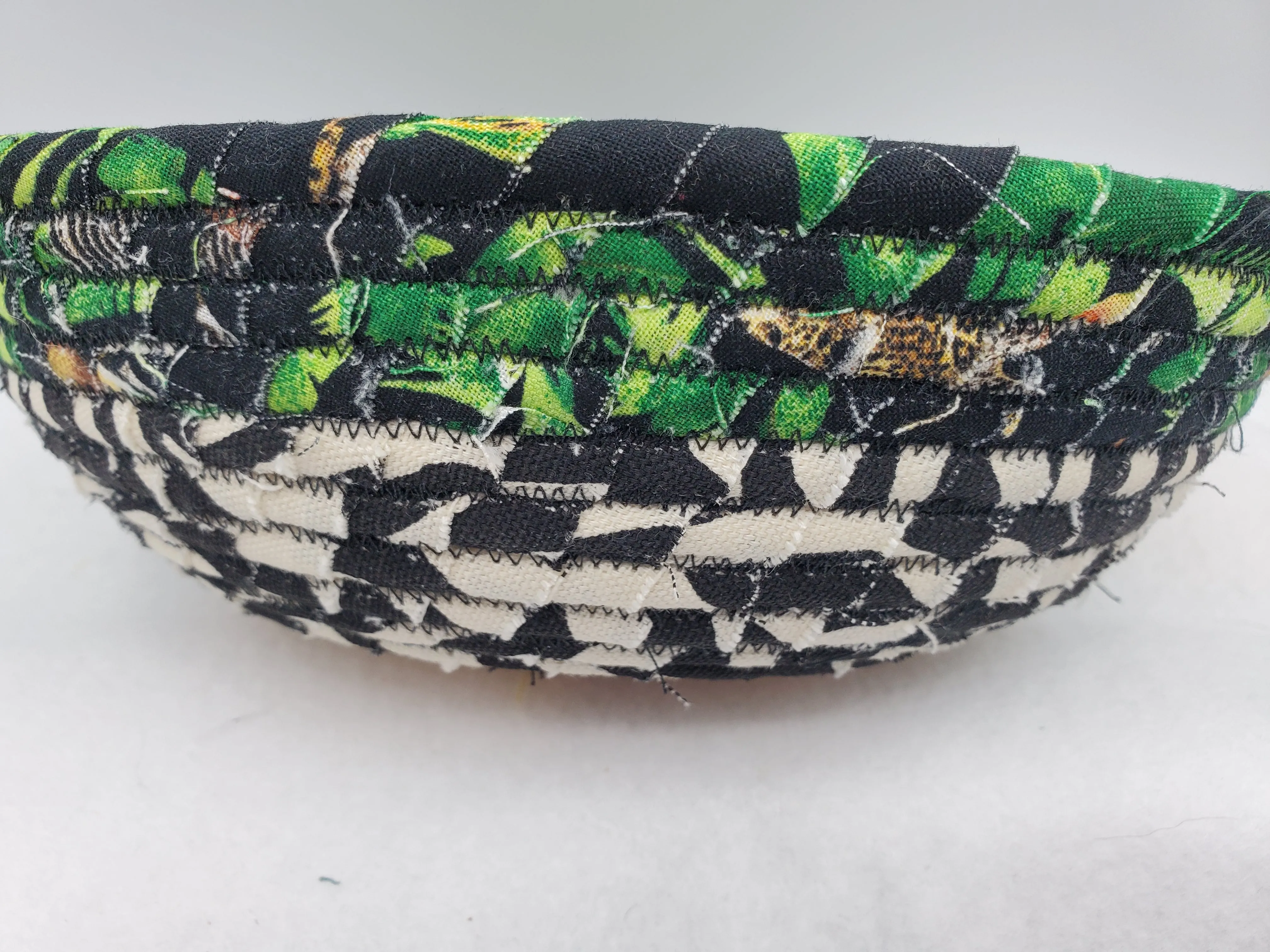 Zebra Jungle Rope Bowl